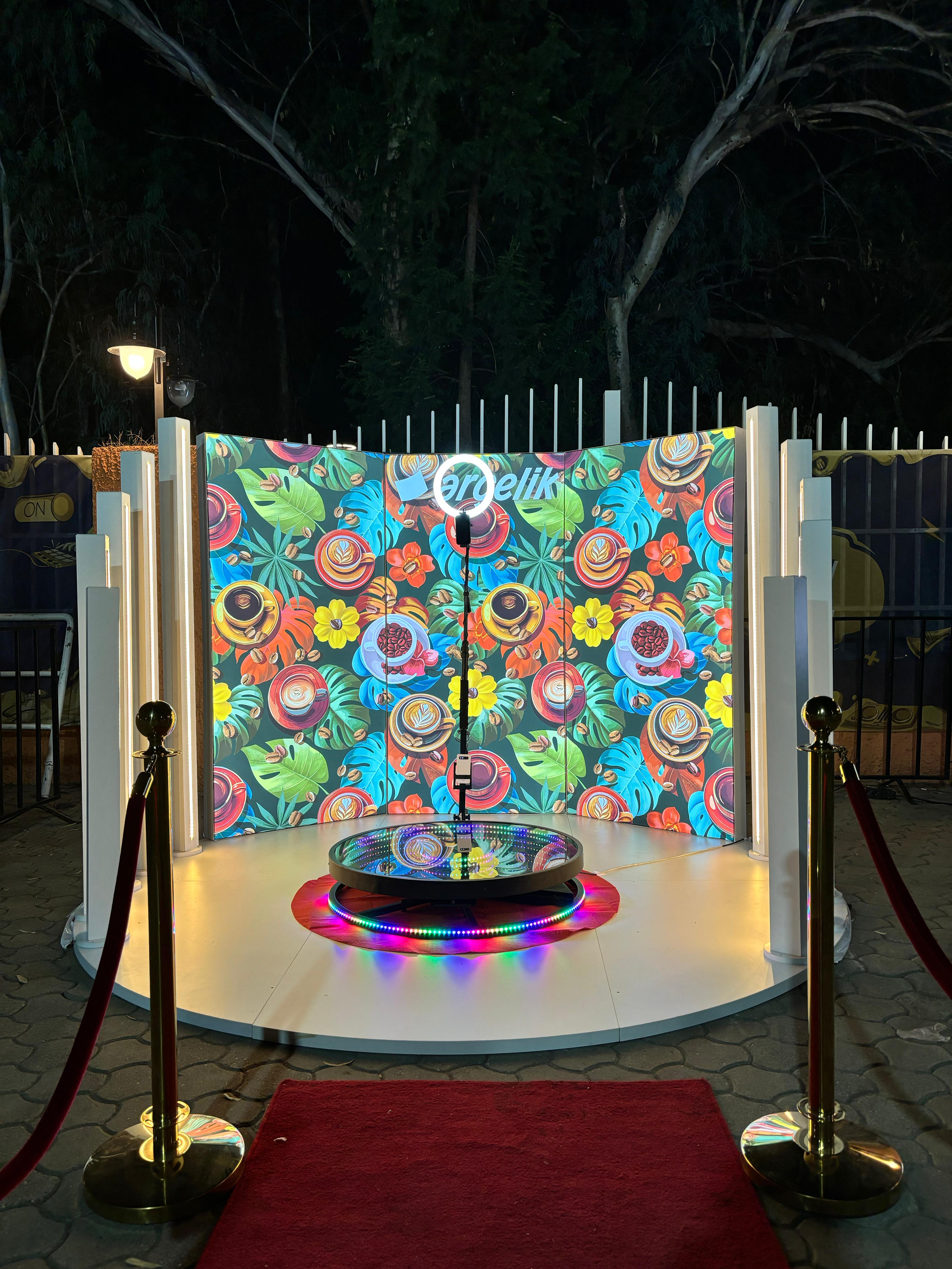 360 Slow Motion Booth